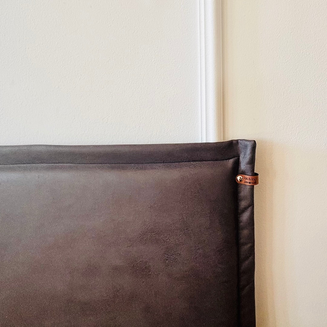 Der Wandschutz für deinen Hund - unsere Paw Wall im Vintage-Design
