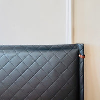 Wandschutz für deinen Hund im Quilted - Design